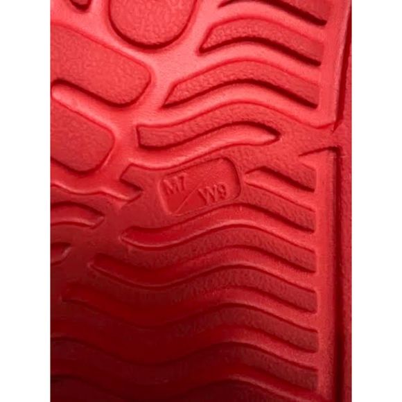 Disney’s Native Minnie Mouse Shoes Size 9W and 7M - Picture 7 of 7